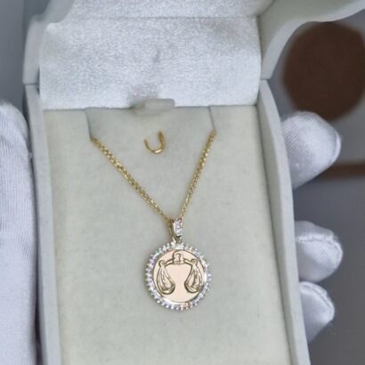 Χρυσό Μενταγιόν με τον Ζυγό Κ14